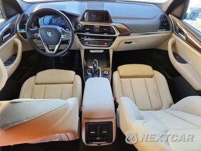 Zdjęcie 8 z 13 samochodu: 2019 BMW X3 SDRIVE30I VIN:5UXTR7C58KLR50187 - miniatura