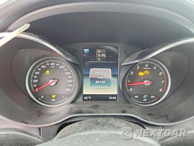 Zdjęcie 9 z 12 samochodu: 2017 MERCEDES-BENZ C 300 4MATIC VIN:55SWF4KB6HU180174 - miniatura