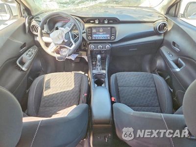Zdjęcie 8 z 12 samochodu: 2023 NISSAN KICKS SV VIN:3N1CP5CV2PL545825 - miniatura