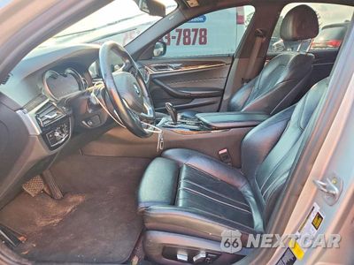 Zdjęcie 7 z 12 samochodu: 2018 BMW 530 I VIN:WBAJA5C55JG898140 - miniatura