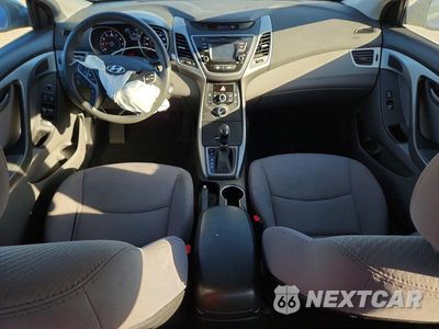 Zdjęcie 8 z 12 samochodu: 2016 HYUNDAI ELANTRA SE VIN:5NPDH4AE0GH689207 - miniatura