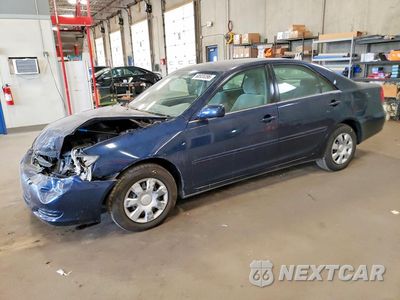 2004 TOYOTA CAMRY LE 4T1BE32K04U291233 - główne zdjęcie licytacji z USA - miniatura