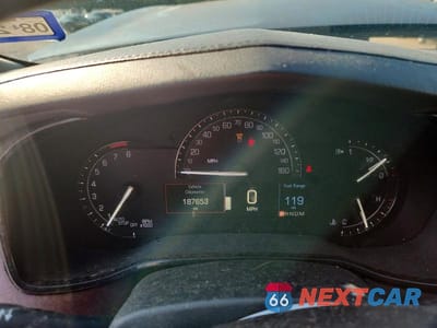 Zdjęcie 9 z 12 samochodu: 2017 CADILLAC CTS LUXURY VIN:1G6AX5SX7H0216482 - miniatura