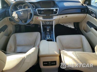 Zdjęcie 8 z 12 samochodu: 2015 HONDA ACCORD TOURING VIN:1HGCR3F99FA009858 - miniatura