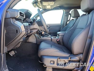 Zdjęcie 7 z 12 samochodu: 2025 TOYOTA TACOMA SR5 VIN:3TMLB5JN3SM177625 - miniatura
