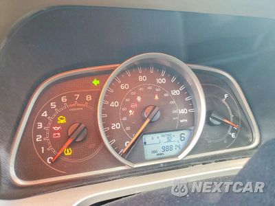 Zdjęcie 9 z 13 samochodu: 2015 TOYOTA RAV4 XLE VIN:JTMWFREVXFJ052286 - miniatura