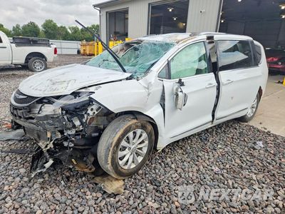 2019 CHRYSLER PACIFICA TOURING L 2C4RC1BG7KR651536 - główne zdjęcie licytacji z USA - miniatura