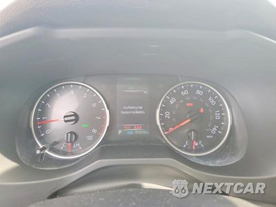 Zdjęcie 9 z 13 samochodu: 2020 TOYOTA RAV4 XLE PREMIUM VIN:JTMC1RFV1LJ021004 - miniatura