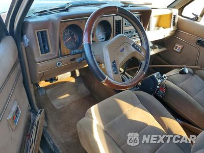 Zdjęcie 8 z 12 samochodu: 1988 FORD BRONCO II VIN:1FMCU14T3JUC83043 - miniatura