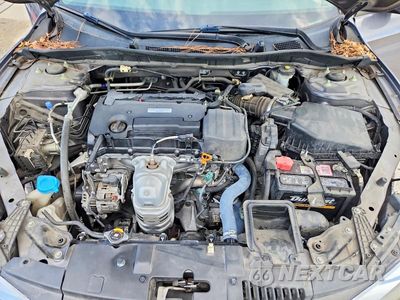 Zdjęcie 11 z 12 samochodu: 2016 HONDA ACCORD LX VIN:1HGCR2F36GA178209 - miniatura
