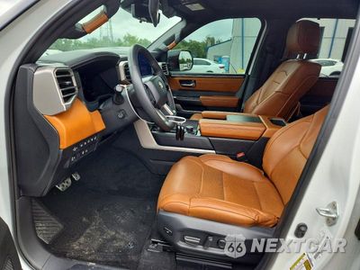 Zdjęcie 7 z 12 samochodu: 2024 TOYOTA TUNDRA 1794 LIMITED EDITION HV VIN:5TFWC5DB0RX074517 - miniatura
