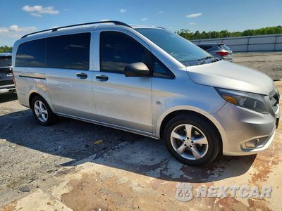 Czwarte zdjęcie samochodu z boku: 2016 MERCEDES-BENZ METRIS VIN:WD4PG2EE3G3118052 - miniatura