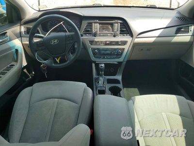 Zdjęcie 8 z 12 samochodu: 2015 HYUNDAI SONATA SE VIN:5NPE24AF6FH229109 - miniatura