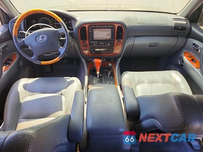 Zdjęcie 8 z 13 samochodu: 2002 LEXUS LX 470 VIN:JTJHT00W123521967 - miniatura