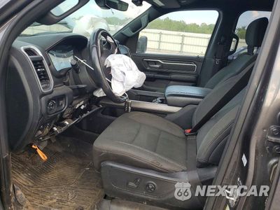 Zdjęcie 7 z 13 samochodu: 2021 RAM 1500 BIG HORN/LONE STAR VIN:1C6SRFFT7MN724612 - miniatura
