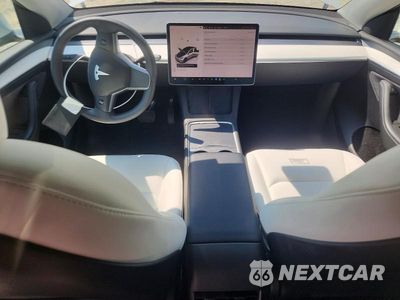 Zdjęcie 8 z 13 samochodu: 2023 TESLA MODEL Y VIN:7SAYGDEE2PF638677 - miniatura