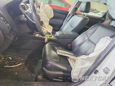 Zdjęcie 7 z 12 samochodu: 2017 NISSAN ALTIMA 2.5 VIN:1N4AL3AP5HC940299 - miniatura