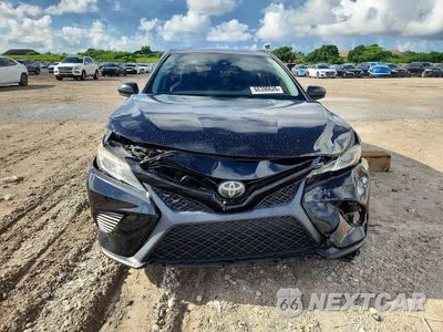 Piąte zdjęcie samochodu w środku: 2019 TOYOTA CAMRY SE VIN:4T1B11HK8KU739125 - miniatura
