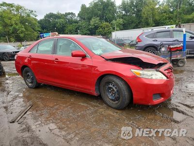 Czwarte zdjęcie samochodu z boku: 2010 TOYOTA CAMRY LE VIN:4T1BF3EK7AU050967 - miniatura