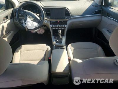 Zdjęcie 8 z 13 samochodu: 2020 HYUNDAI ELANTRA VALUE EDITION VIN:5NPD84LF1LH505411 - miniatura