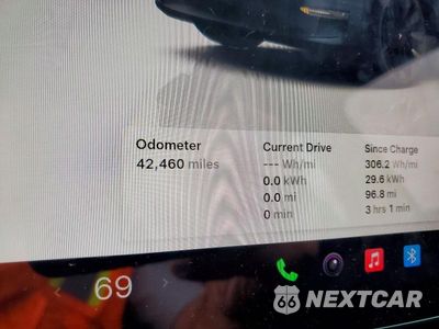 Zdjęcie 9 z 12 samochodu: 2024 TESLA MODEL Y VIN:7SAYGAEEXRF027605 - miniatura