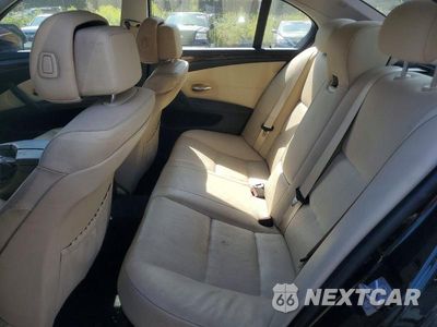 Zdjęcie 10 z 12 samochodu: 2010 BMW 528 XI VIN:WBANV1C50AC389627 - miniatura