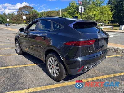 Trzecie zdjęcie samochodu z tyłu: 2019 JAGUAR E-PACE S VIN:SADFJ2FX8K1Z34156 - miniatura