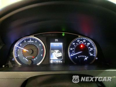 Zdjęcie 9 z 12 samochodu: 2016 TOYOTA CAMRY XLE VIN:4T1BF1FK7GU523052 - miniatura