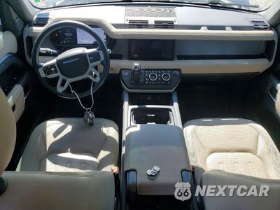 Zdjęcie 8 z 13 samochodu: 2020 LAND ROVER DEFENDER 110 S VIN:SALEJ7EX2L2021001 - miniatura