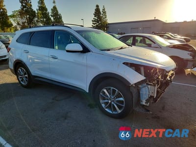Czwarte zdjęcie samochodu z boku: 2018 HYUNDAI SANTA FE SE VIN:KM8SM4HF4JU258279 - miniatura