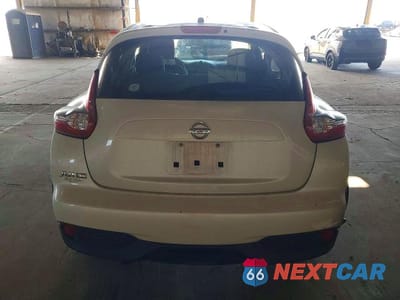 Zdjęcie 6 z 12 samochodu: 2016 NISSAN JUKE S VIN:JN8AF5MR1GT602654 - miniatura