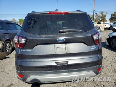 Zdjęcie 6 z 13 samochodu: 2018 FORD ESCAPE SE VIN:1FMCU9GD1JUA32170 - miniatura