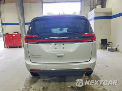Zdjęcie 6 z 13 samochodu: 2024 CHRYSLER PACIFICA TOURING L VIN:2C4RC1BG0RR140812 - miniatura