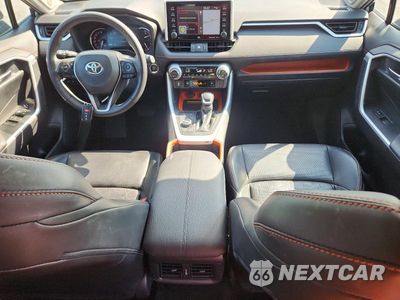 Zdjęcie 8 z 13 samochodu: 2020 TOYOTA RAV4 ADVENTURE VIN:2T3J1RFV1LC110307 - miniatura