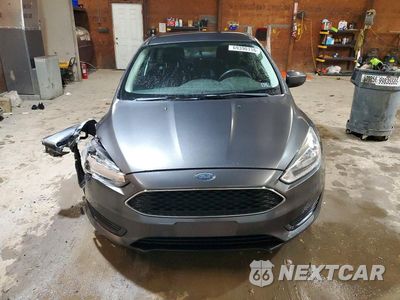 Piąte zdjęcie samochodu w środku: 2018 FORD FOCUS SE VIN:1FADP3FE1JL301223 - miniatura