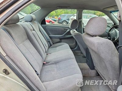 Zdjęcie 10 z 12 samochodu: 2001 TOYOTA CAMRY LE VIN:JT2BG28K110543096 - miniatura