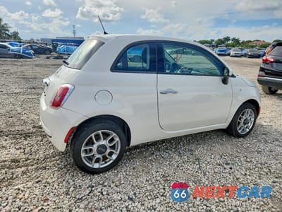 Trzecie zdjęcie samochodu z tyłu: 2015 FIAT 500 POP VIN:3C3CFFAR1FT613434 - miniatura