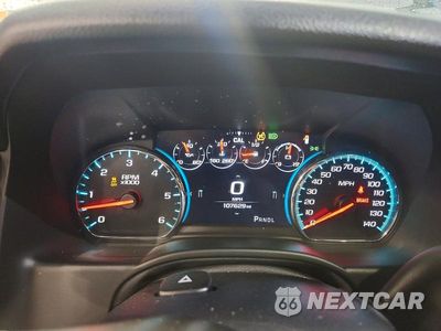Zdjęcie 9 z 13 samochodu: 2018 GMC YUKON XL DENALI VIN:1GKS1HKJ2JR355974 - miniatura