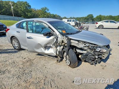 Czwarte zdjęcie samochodu z boku: 2016 NISSAN ALTIMA 2.5 S VIN:1N4AL3AP1GC171864 - miniatura
