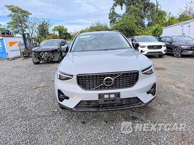 Piąte zdjęcie samochodu w środku: 2026 VOLVO XC40 PLUS VIN:YV4L12UC5T2790699 - miniatura