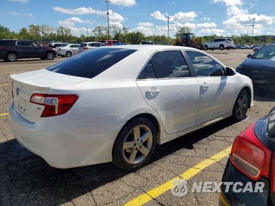 Trzecie zdjęcie samochodu z tyłu: 2014 TOYOTA CAMRY SE VIN:4T1BF1FK0EU351668 - miniatura