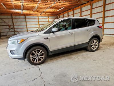 2017 FORD ESCAPE SE 1FMCU9GD7HUD81019 - główne zdjęcie licytacji z USA - miniatura