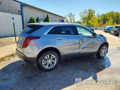 Trzecie zdjęcie samochodu z tyłu: 2021 CADILLAC XT5 PREMIUM LUXURY VIN:1GYKNCRS8MZ116168 - miniatura