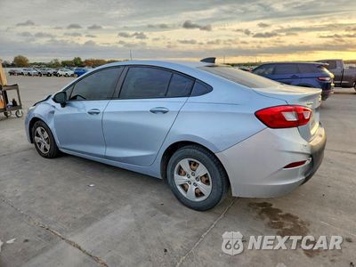 Drugie zdjęcie samochodu z przodu: 2018 CHEVROLET CRUZE LS VIN:1G1BC5SM6J7154842 - miniatura