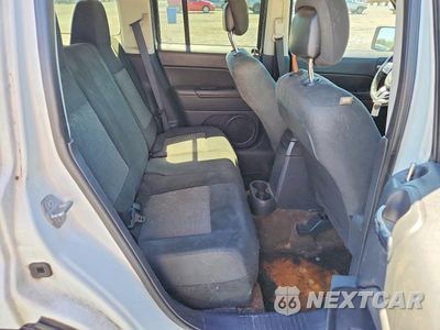 Zdjęcie 11 z 13 samochodu: 2014 JEEP PATRIOT LATITUDE VIN:1C4NJRFB2ED762052 - miniatura