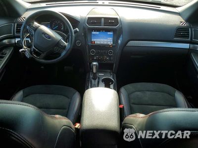 Zdjęcie 8 z 13 samochodu: 2019 FORD EXPLORER XLT VIN:1FM5K8D83KGB01280 - miniatura