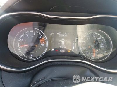 Zdjęcie 9 z 13 samochodu: 2019 JEEP CHEROKEE LATITUDE VIN:1C4PJLCBXKD331478 - miniatura