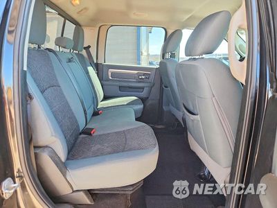 Zdjęcie 10 z 13 samochodu: 2018 RAM 1500 SLT VIN:1C6RR7LG7JS154359 - miniatura