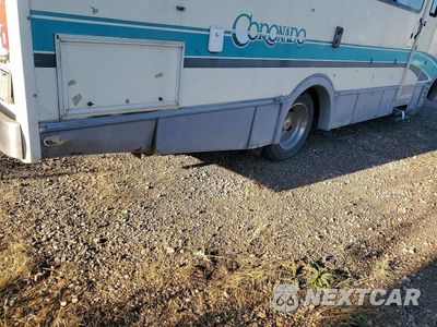 Zdjęcie 9 z 10 samochodu: 1992 CHEVROLET RV VIN:1GBKP37N8N3316053 - miniatura