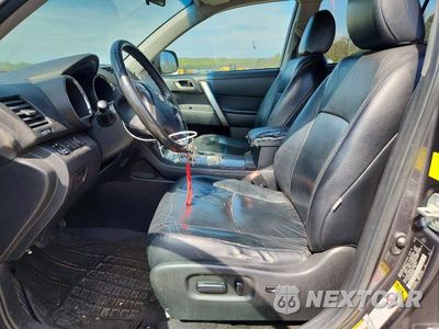 Zdjęcie 7 z 13 samochodu: 2010 TOYOTA HIGHLANDER SE VIN:5TDKK3EH9AS008938 - miniatura